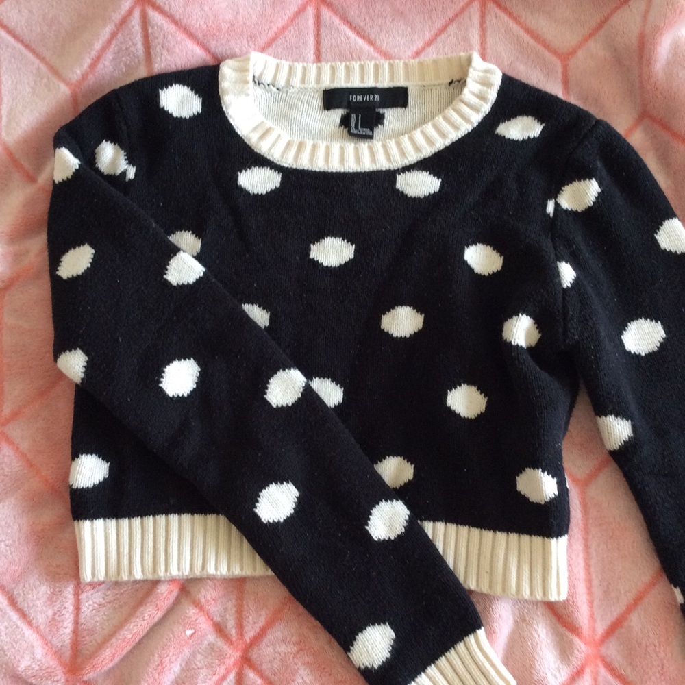 Crop top sweater